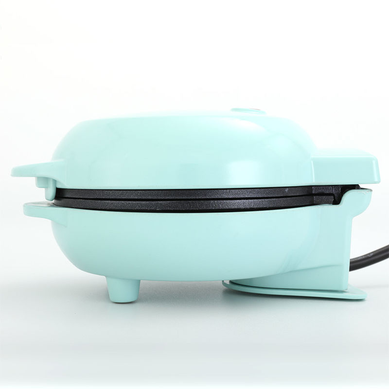 Vendita calda alloggiamento colorato Egg Waffle Maker mini waffle maker per la cucina